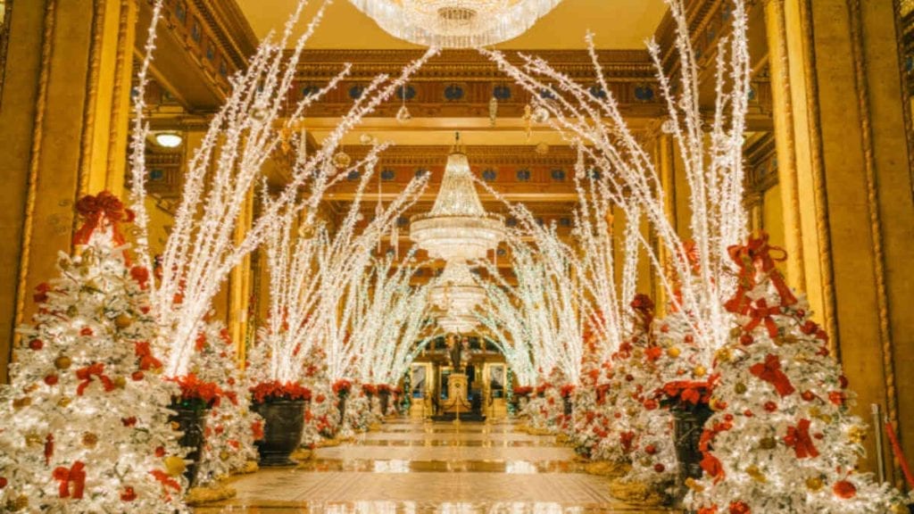 Roosevelt’s Lobby Lighting Ceremony & The Roosevelt Holiday Lights