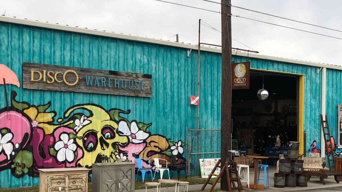 Disco Warehouse pop up Market Exterior Photo